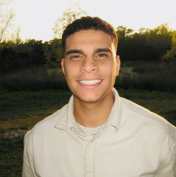 Ali Darwish headshot